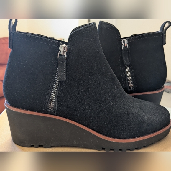 Sanctuary Shoes - Sanctuary Evolve Women's Black Suede Ankle Boots